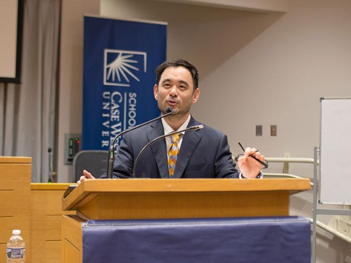 Raymond Ku talking to CWRU Law students