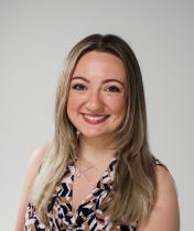 Rachel Zinram headshot