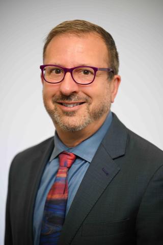 Andrew Pollis headshot