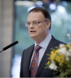 Robert Downing headshot