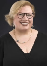 Laura Mcnally headshot