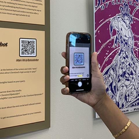 smart phone reading QR code