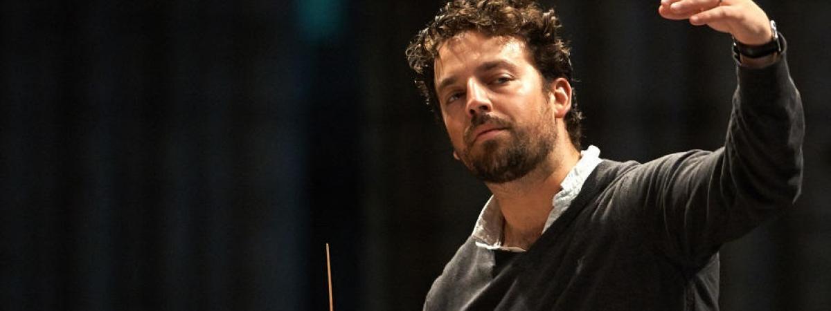 Photo of James Gaffigan, conductor of CityMusic