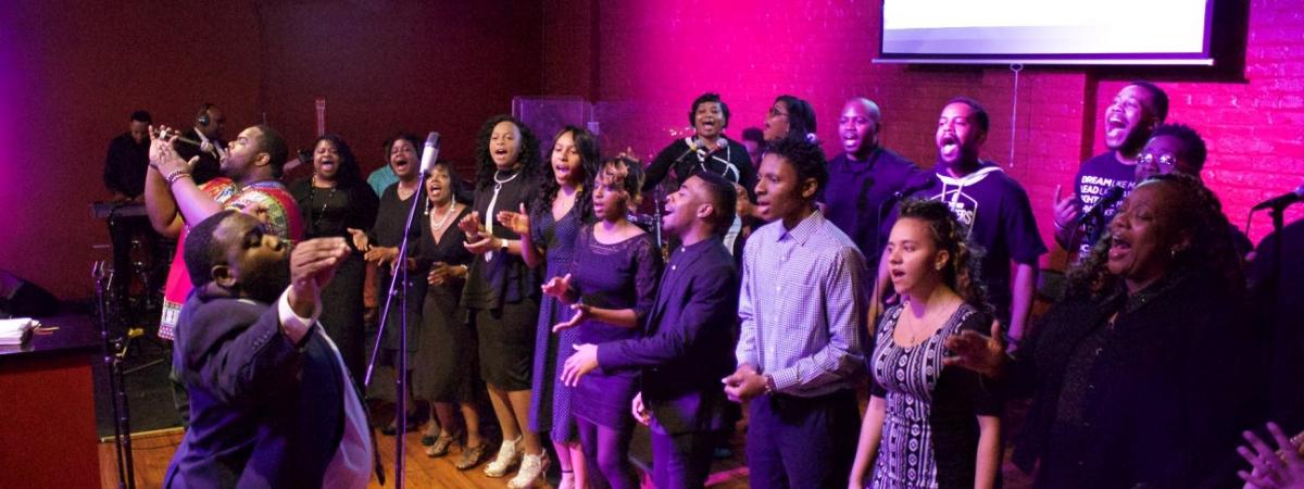 P4YL singing