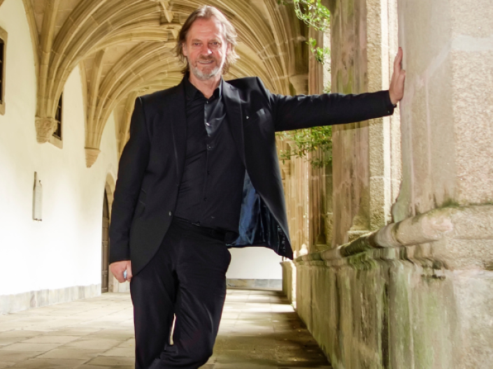 David Russell banner