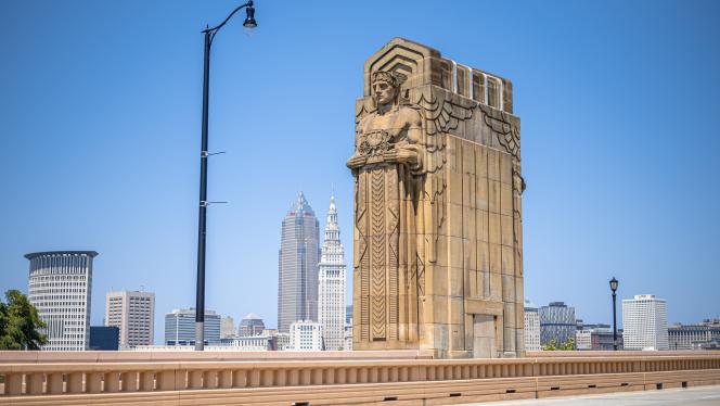 Cleveland memorial bridge