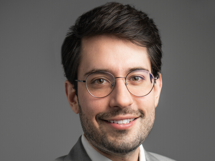 Headshot of Camilo Arenas Gallo