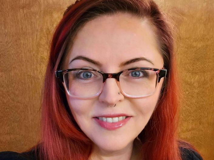 Debra Carroll-Beight headshot
