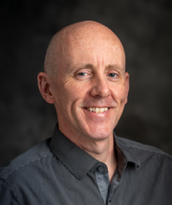 Fraser Moss Headshot