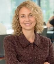 Sonia minnes headshot