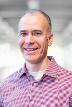 Headshot of Eric Schearer