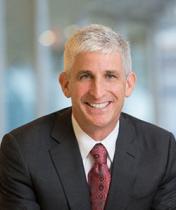Headshot of Daniel Simon