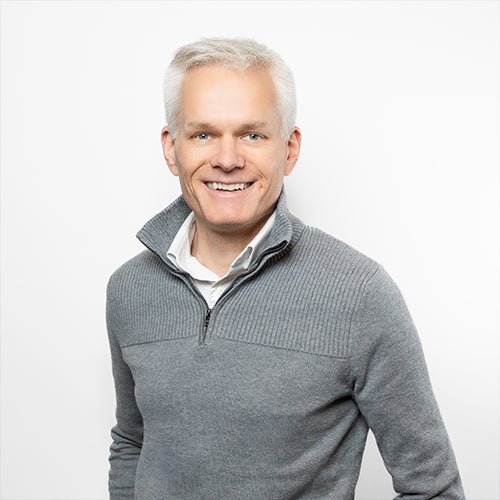 A headshot of Stefan Irion 