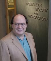 Jonathan Karn headshot