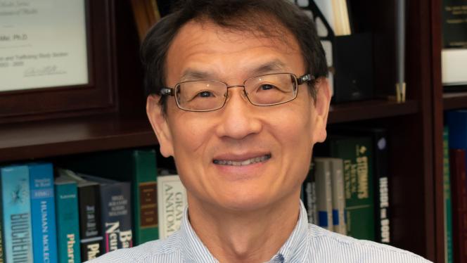 Mei_Lin_Mei Lab_crop