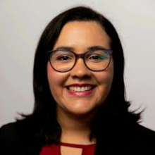 a headshot of Paola Loreto Palacio