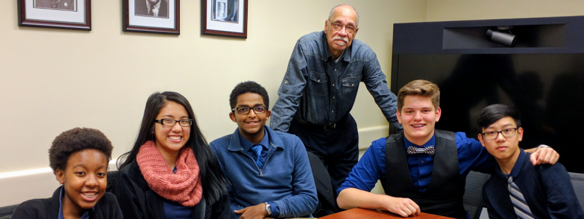 Dr. Robert Haynie meets with five juniors from the Cleveland School of Science and Medicine