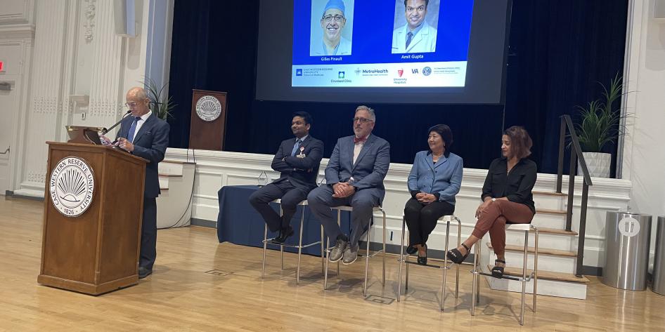School of Medicine faculty award winners