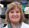 Anna Bruchez in lab