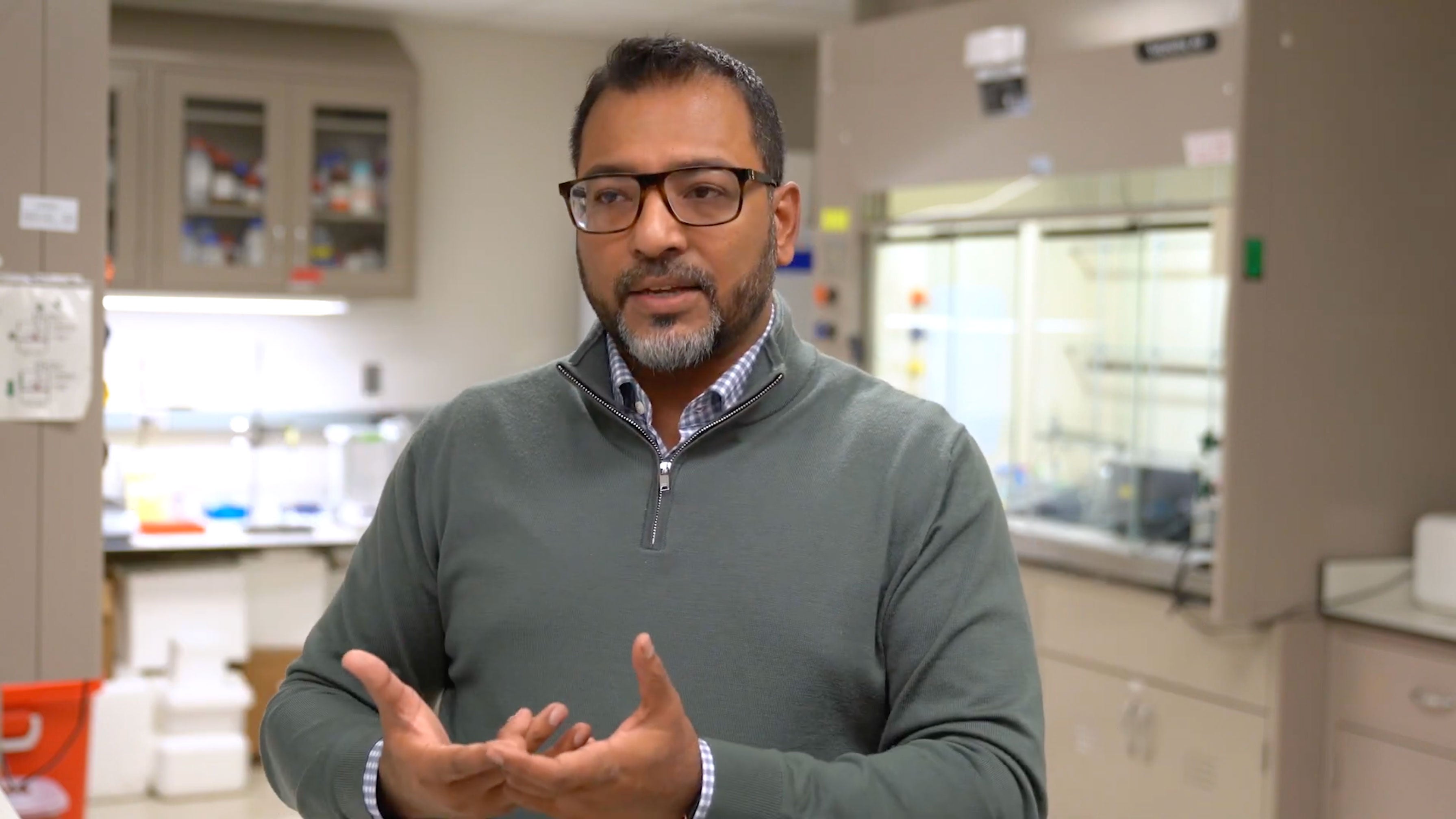 Photo of Anirban Sen Gupta talking