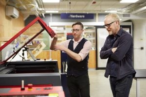 Ian Charnas shows Sears think[box] to Adam Savage