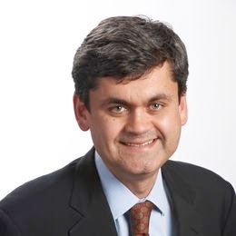 Headshot of CWRU faculty member Leonardo Madureira