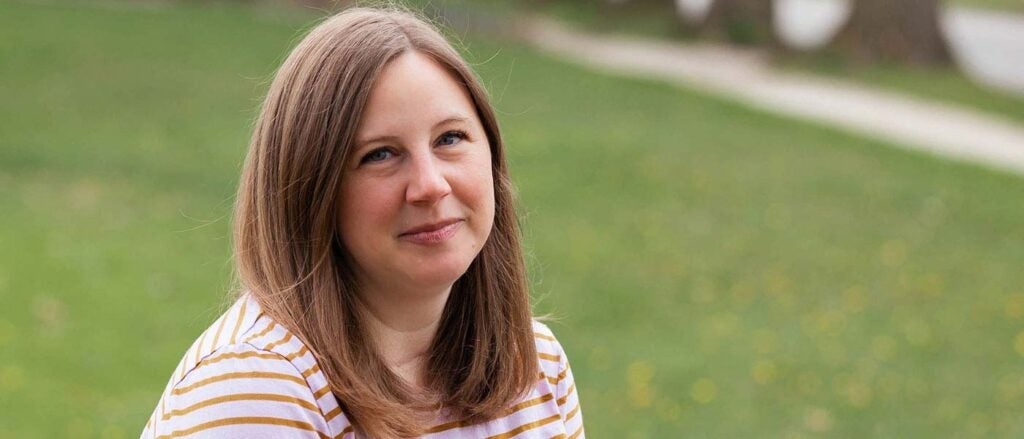 Headshot of Nicole Crown