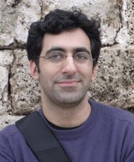 Arang Keshavarzian headshot