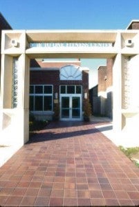 121 Fitness entrance