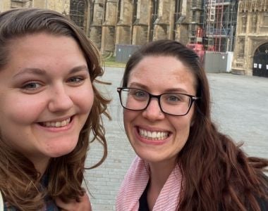 Photo of graduate students Laura Rybicki and Cecily Hughes