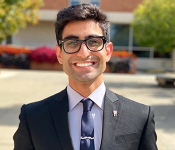 Headshot of Taimoor Rahman