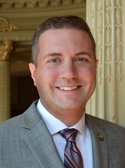 Headshot of Case Western Reserve alumnus Tom Parrish