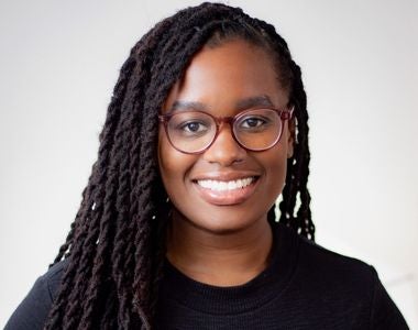 Headshot of Victoria Bonds