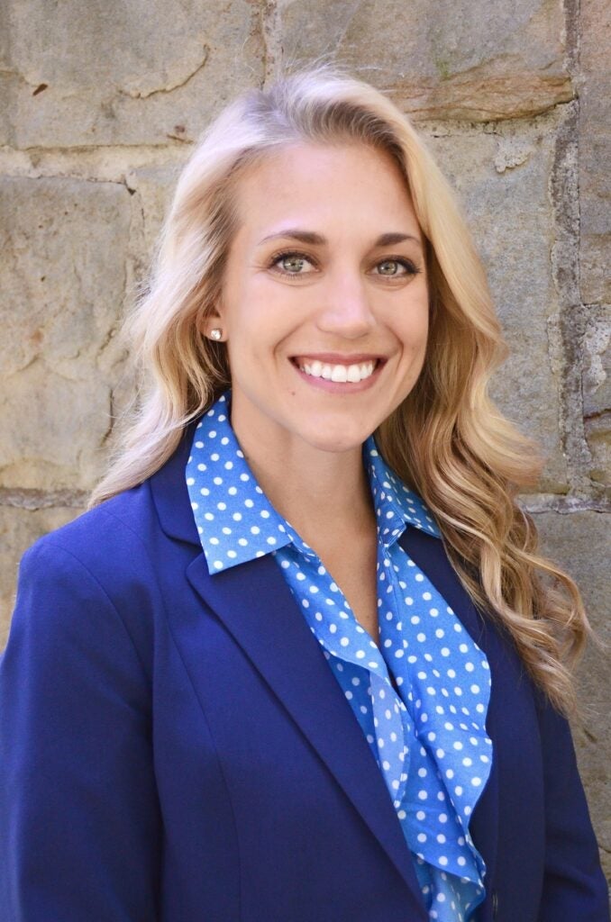 Headshot of Stephanie Harris