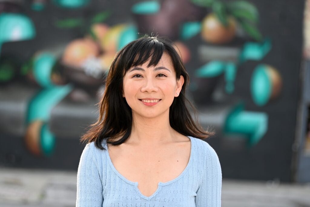 Yidi Lin Headshot 1024x683