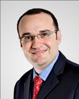 Ali Ahmed headshot