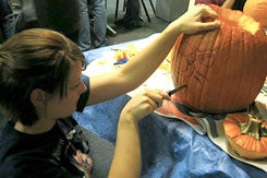 Carving2