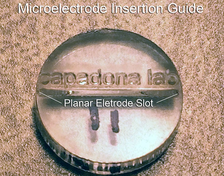 small device for inserting soft neural implants