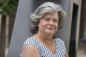 Jenifer Neils