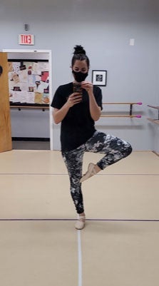 Photo of Kristin Aldridge in the passé pose