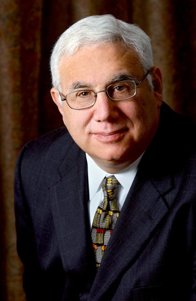 headshot of Scott Cowen