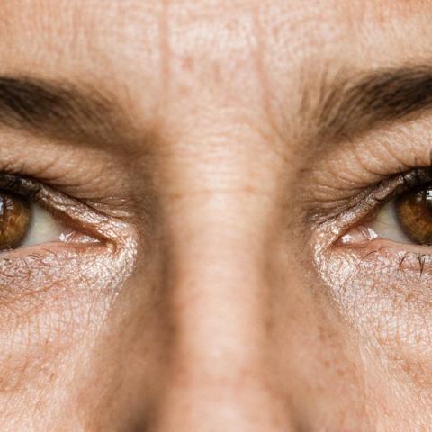 eyes-feat