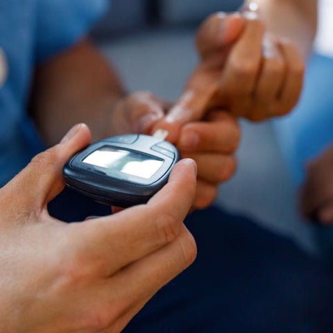 glucose-meter-diabetes-feat