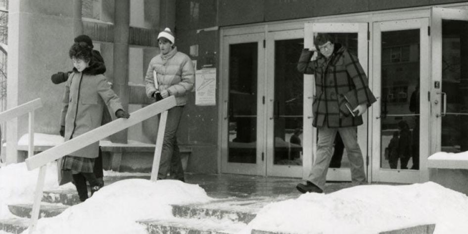 sears-snowstorm-feat