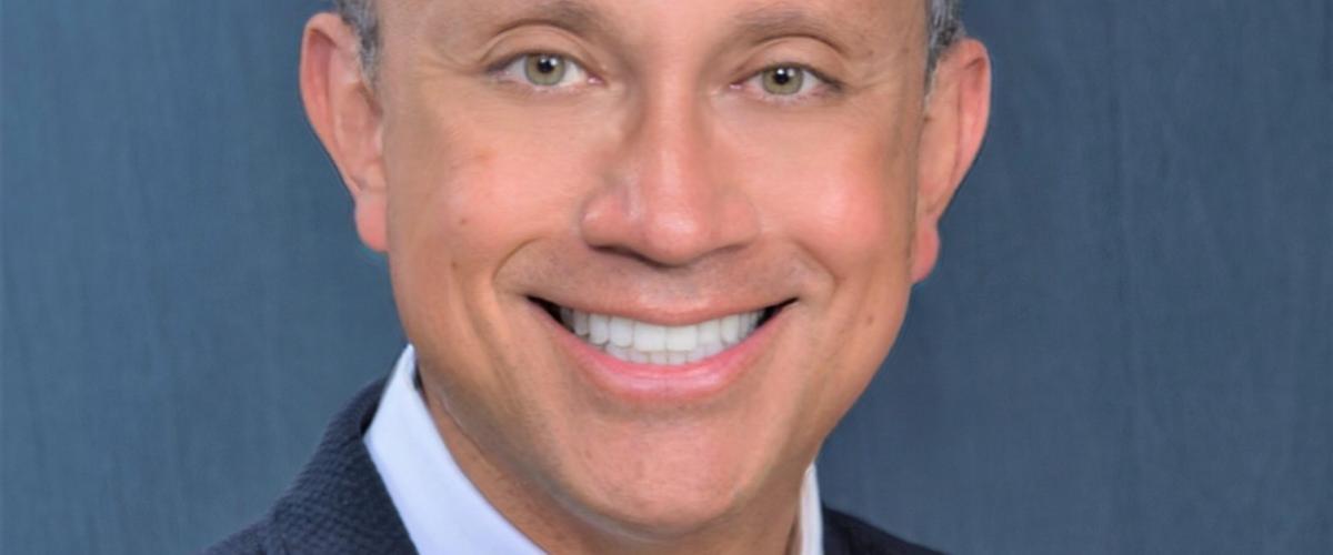 Headshot of Andres Pinto, DMD