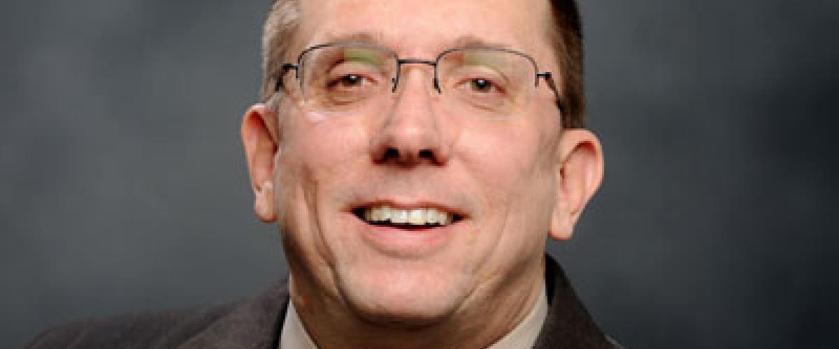 Longtime professor, alumnus Dale Baur named interim dean of CWRU School of Dental Medicine