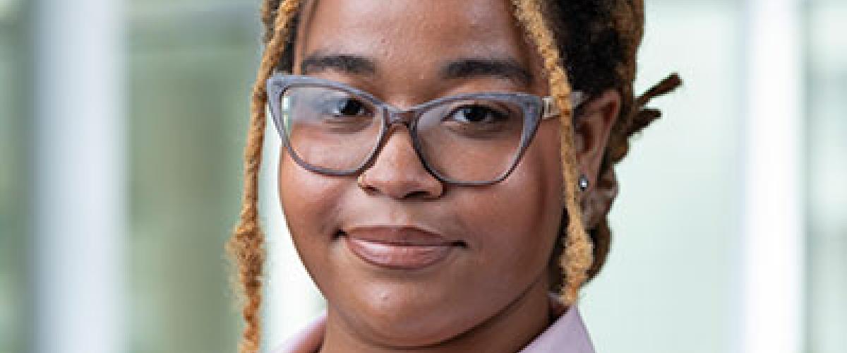 Photo of Desir'ee Neal