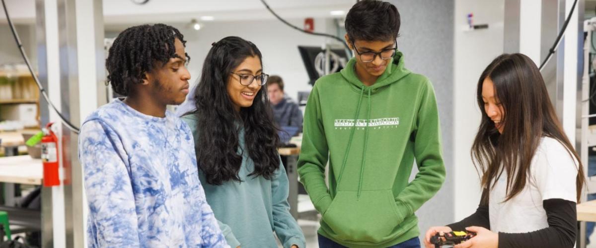 First-Year-Experience-students-captured-by-FJ-Gaylor-