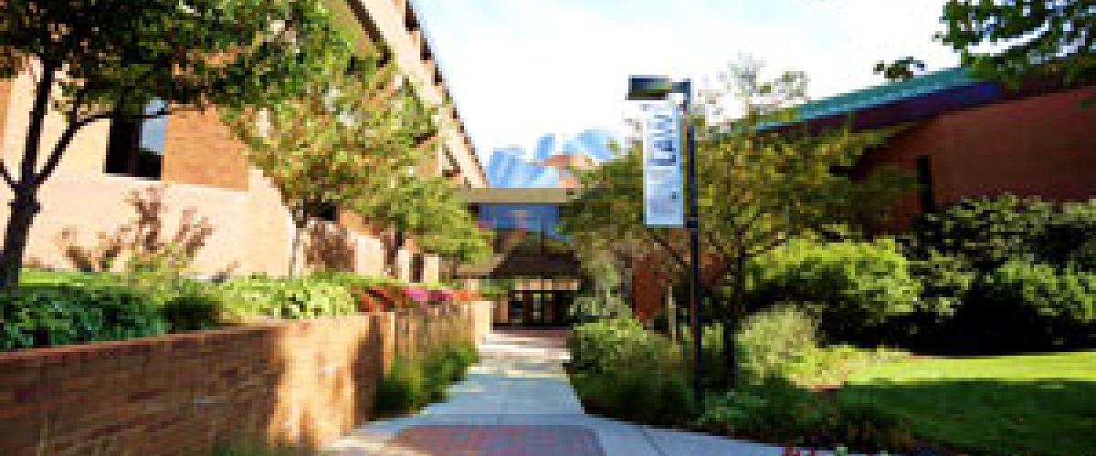 Law-School-Entrance-horizontal