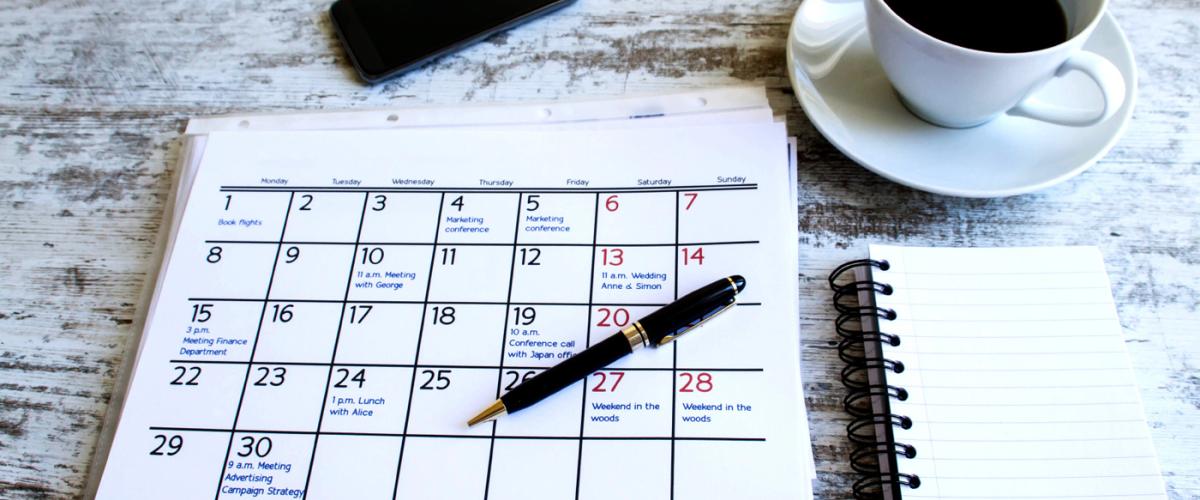 calendar-pen-coffee